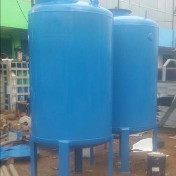 Tanki besi dan stainless